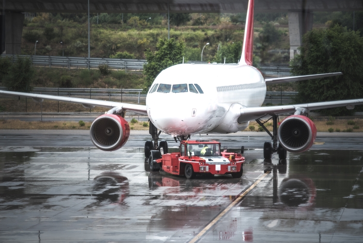 DETKA airport staff training